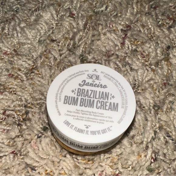 Sol de janeiro bum bum cream mini body lotion 🍑 - Picture 1 of 2